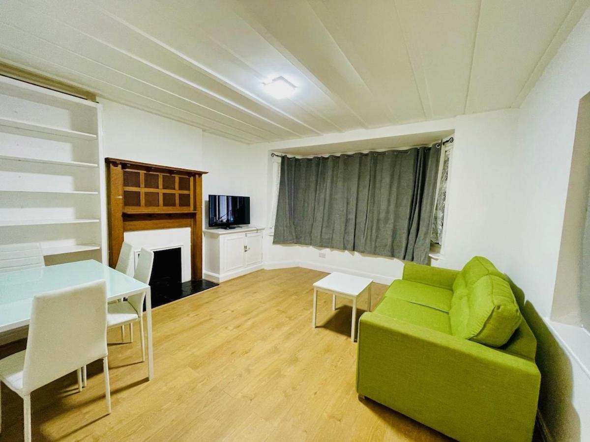 Luxury 2 Bed House With Parking, 5 Min Walk To Station & Ldo Villa London Exterior photo